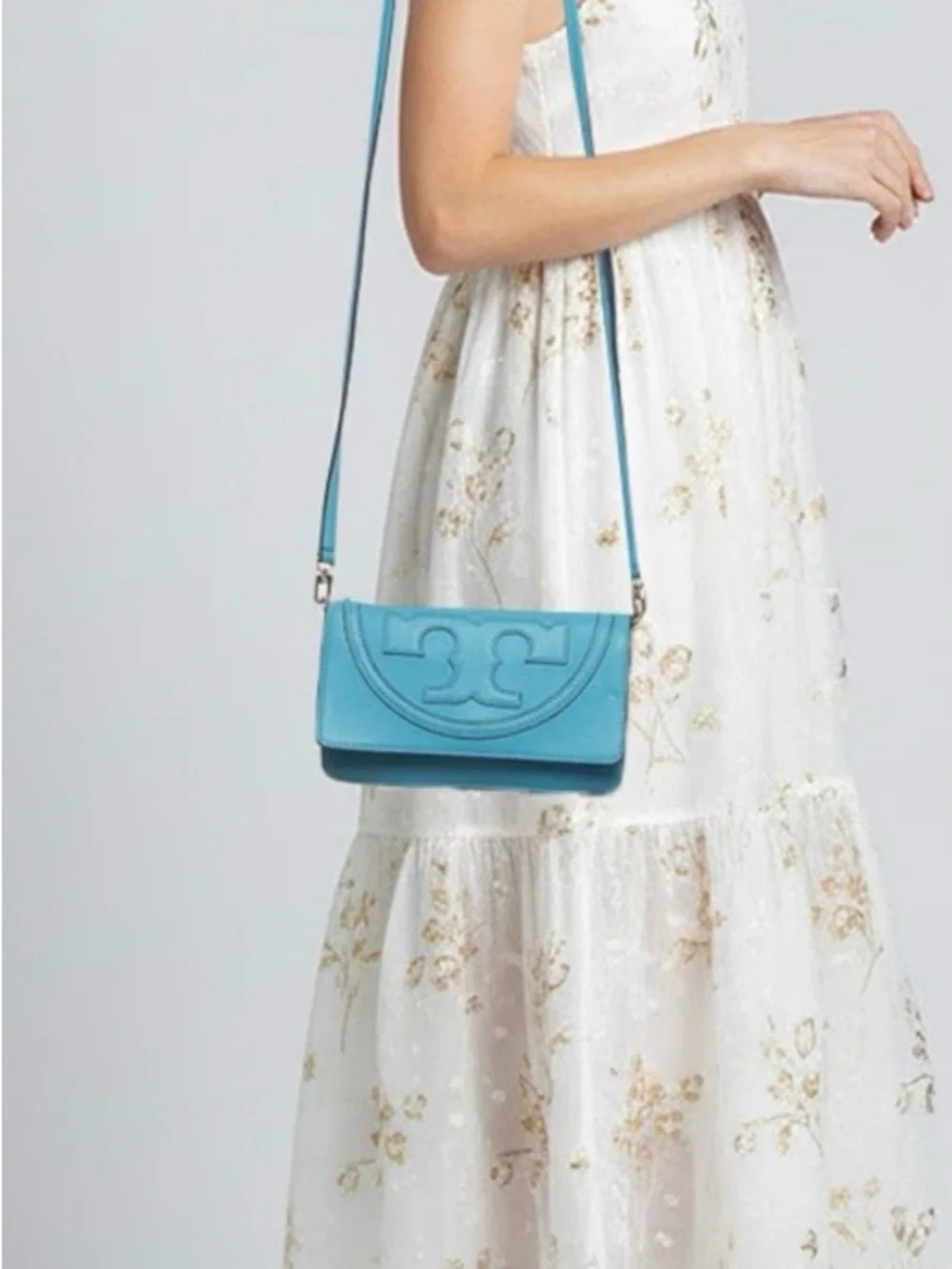 Tory Burch Blue Leather Crossbody Bag - Picture 2 of 8